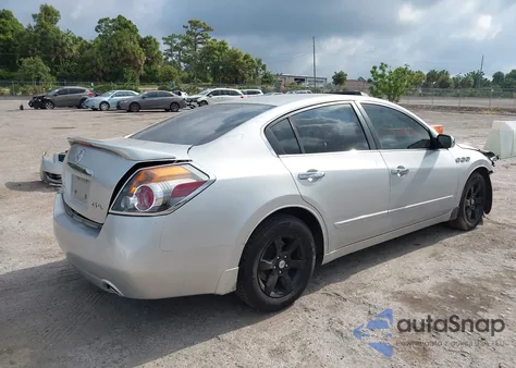 2009 Nissan Altima 2.5 S from USA, damaged, VIN 1N4AL21E29C129120